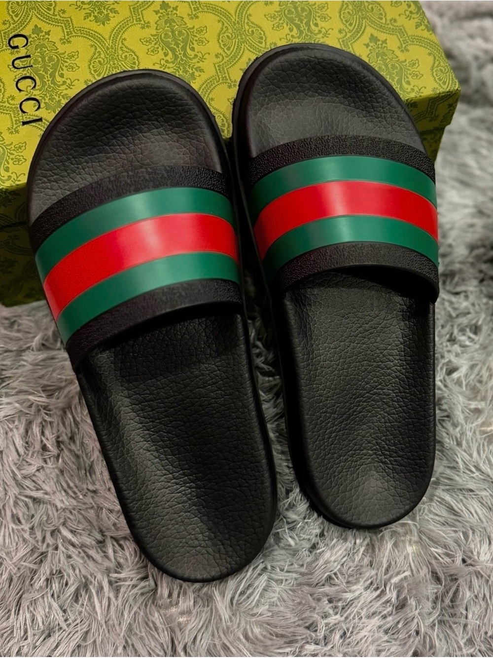 Women Gucci Sandals/Slides